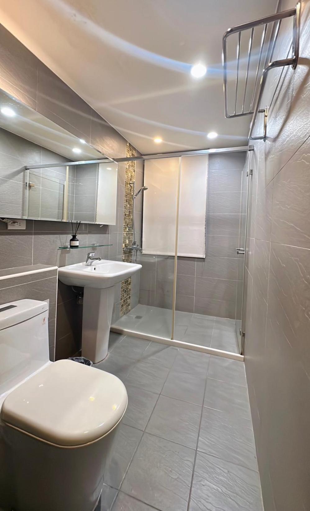 Crystal City Hotel تشونغلي المظهر الخارجي الصورة